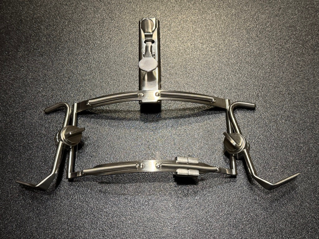 mmouページ V. Mueller MO130-001 Dingman Mouth Gag Frame for Sale