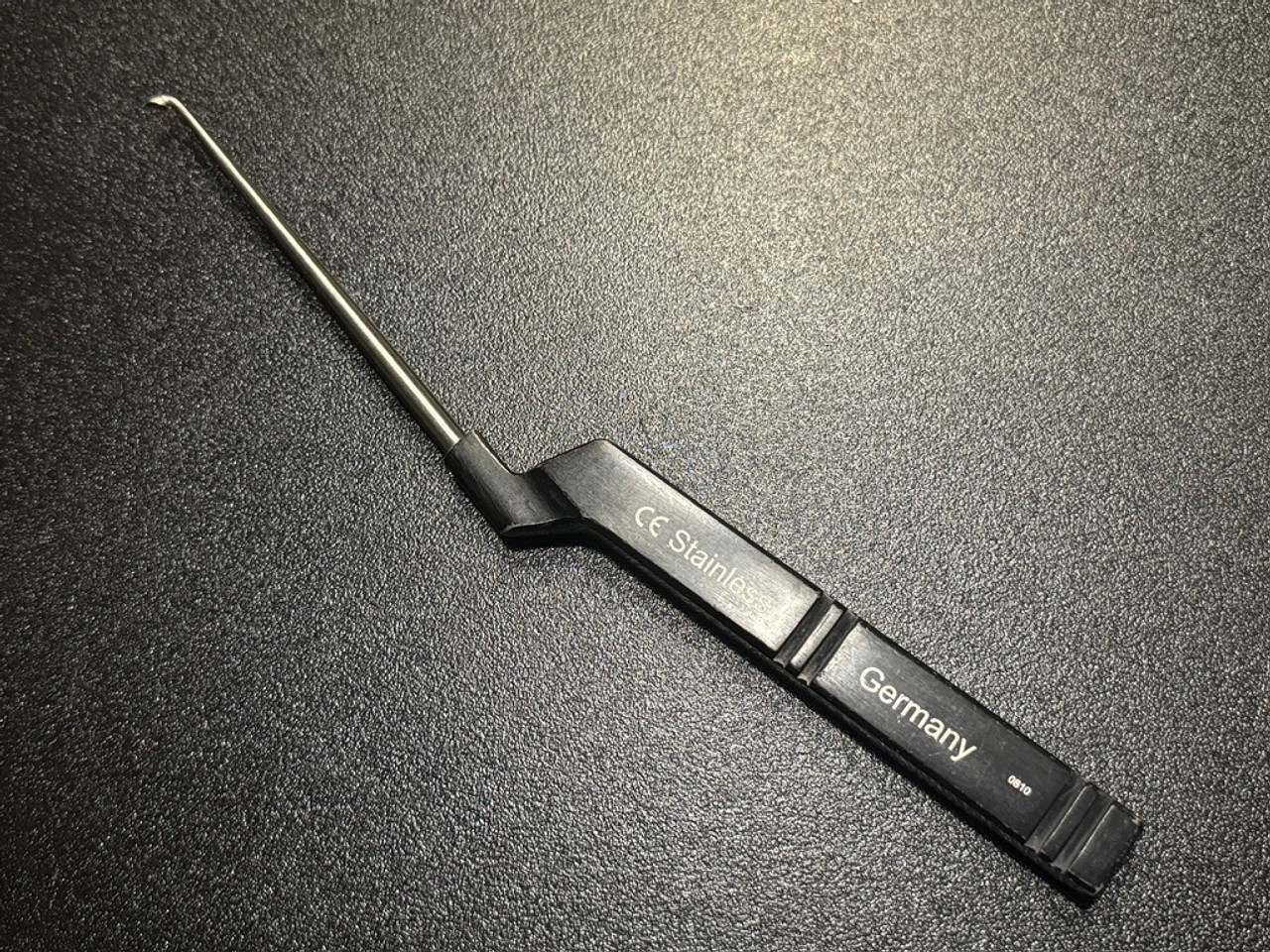 Handle photo of Codman 46-2631 Karlin XL Cervical Curette, Forward ANG, 0