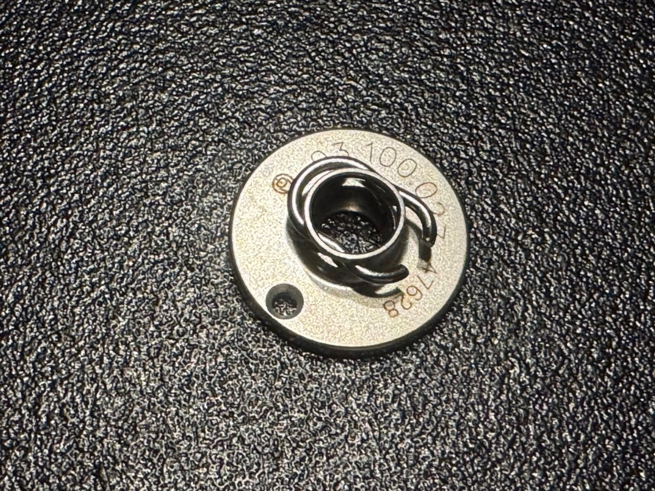 Bottom photo of Synthes 03.100.027 Round Disk, 6.5mm Hole