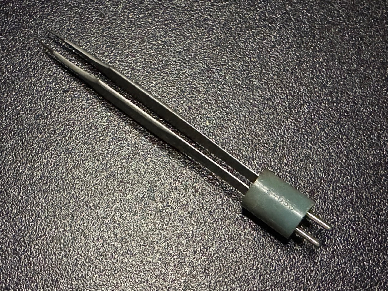 Top photo of Valleylab E4055 Jewelers Bipolar Forceps, STR, 4"