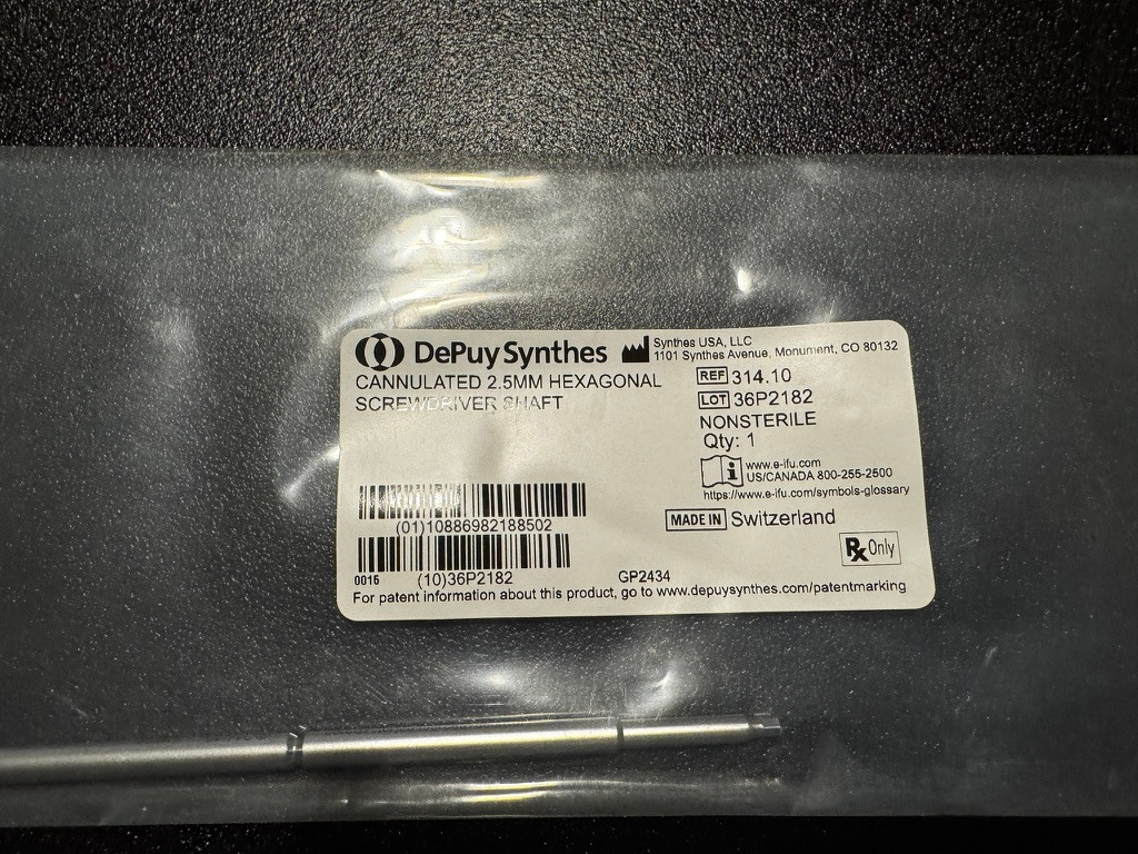 Label photo of Synthes 314.10 Cannulated 2.5mm Hexagonal Screwdriver Shaft (New)
