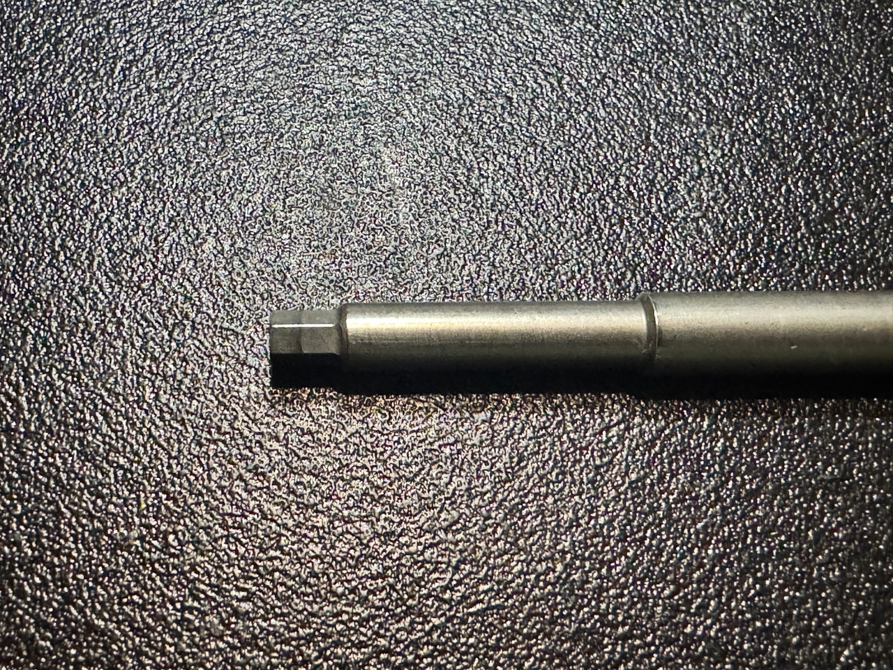 Synthes 314.23 Cannulated Hexagonal Screwdriver Shaft, 4mm X 270mm