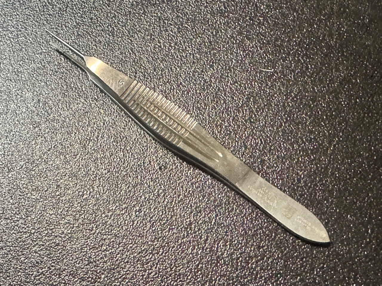 Handle photo of Jarit 355-161 Castroviejo Suture Tying Forceps, 0.5mm Teeth