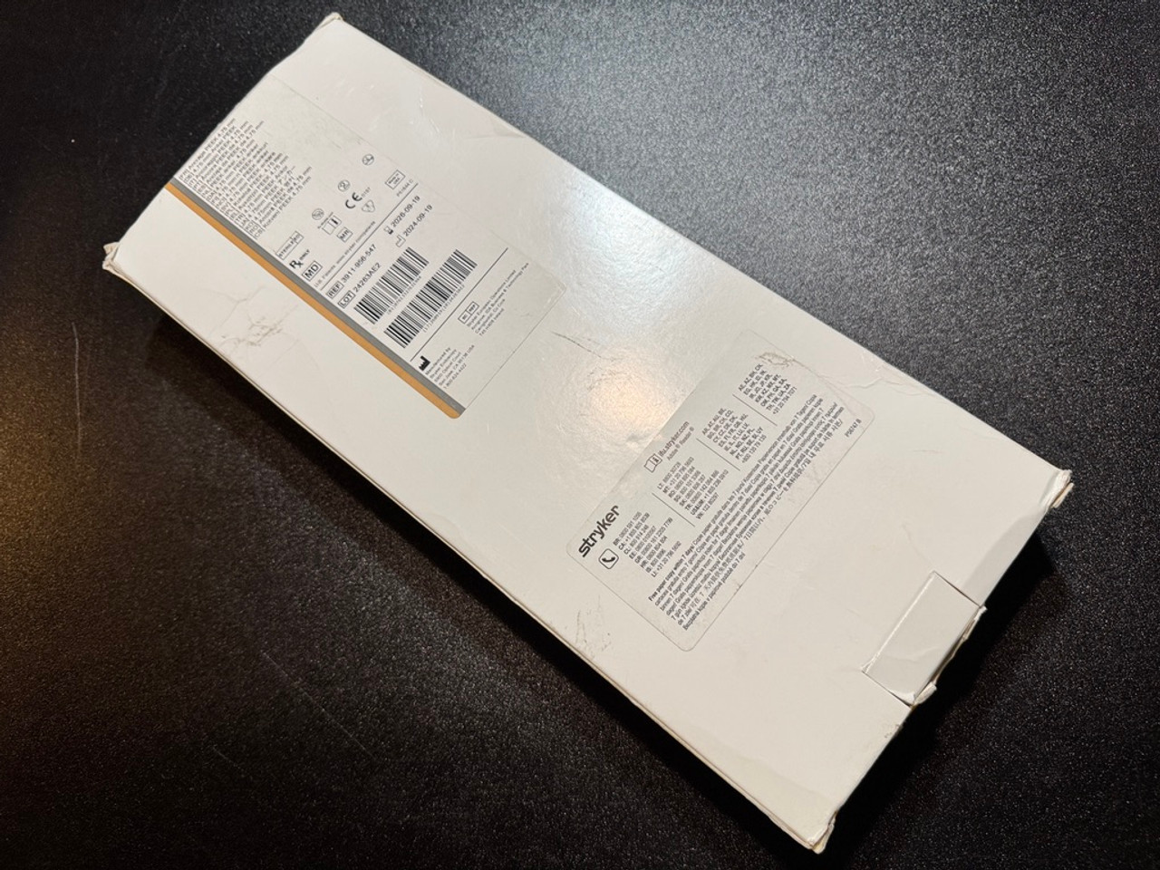 Back photo of Stryker 3911-956-547 AlphaVent Knotless SP 4.75mm PEEK Anchor