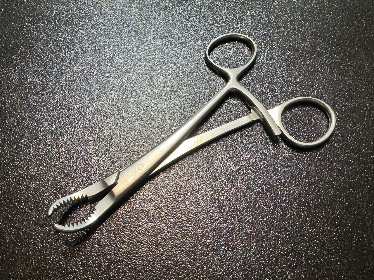 Photo of V. Mueller OS911-003 Lobster Claw Reduction Forceps, 5.5"