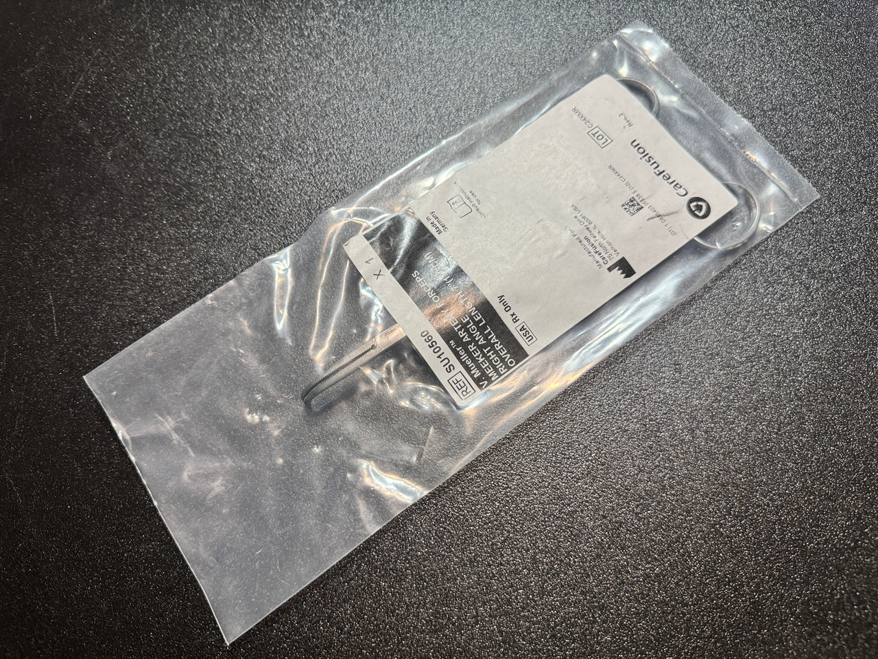Label photo of V. Mueller SU10560 Meeker Artery Forceps, 90°, 7" (New) Label photo of V. Mueller SU10560 Meeker Artery Forceps, 90°, 7" (New)