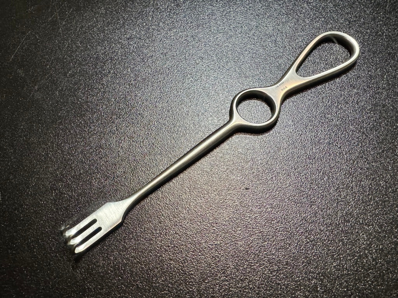 Photo of Pilling 164403 Volkmann Retractor, 3 Prong, Sharp, 8.5"