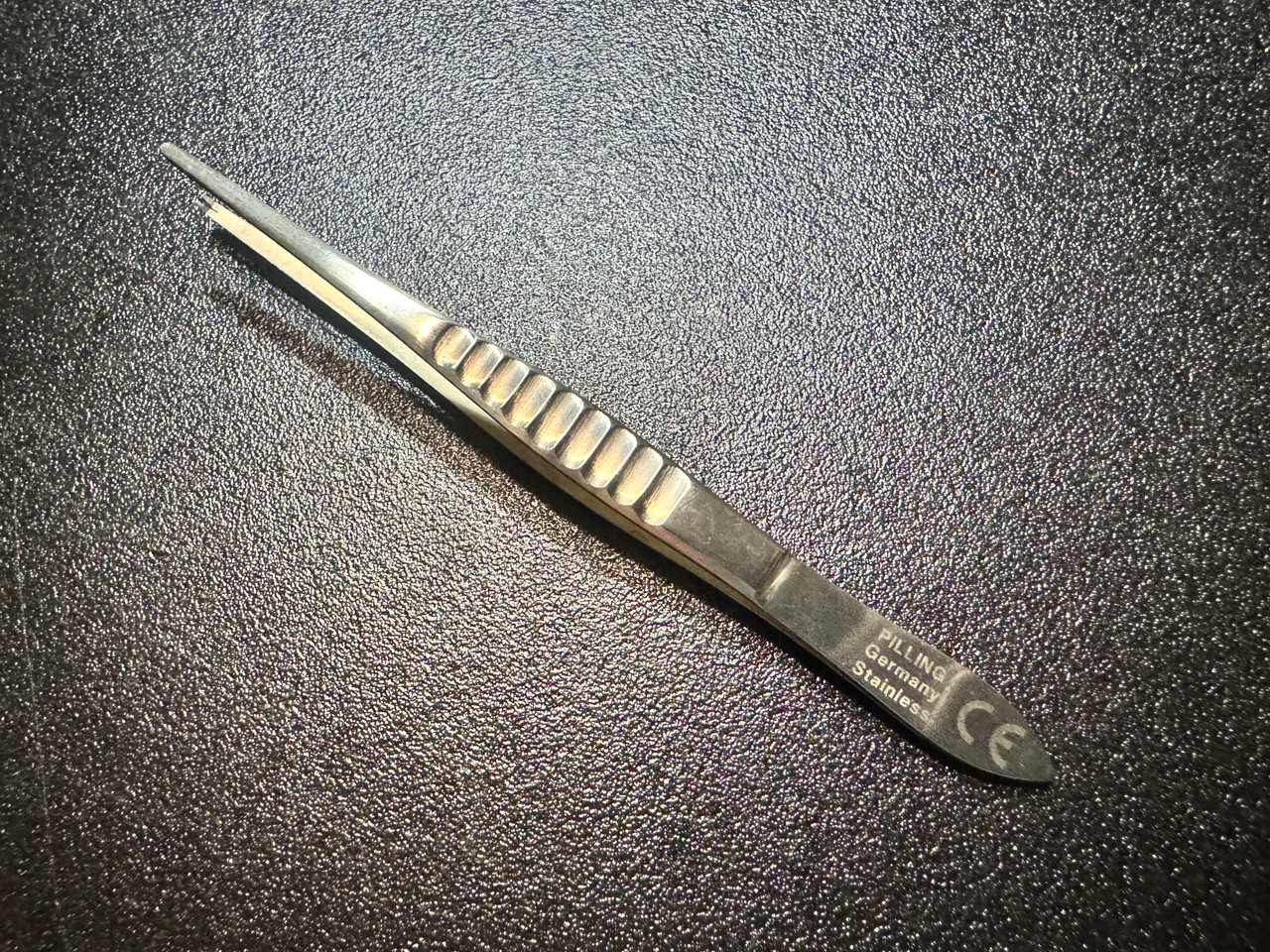 Handle photo of Pilling 181127 Thumb Tissue Forceps, 1 X 2 Teeth, 5" Handle photo of Pilling 181127 Thumb Tissue Forceps, 1 X 2 Teeth, 5"