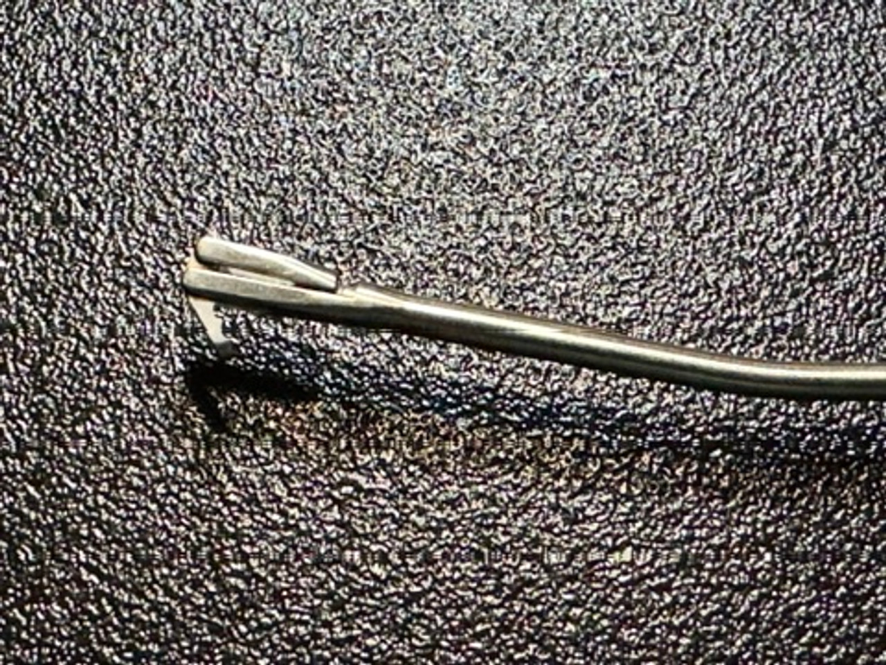 Jaw photo of Gyrus 335050 Rotating Tobey Micro Backbiter, CVD Down