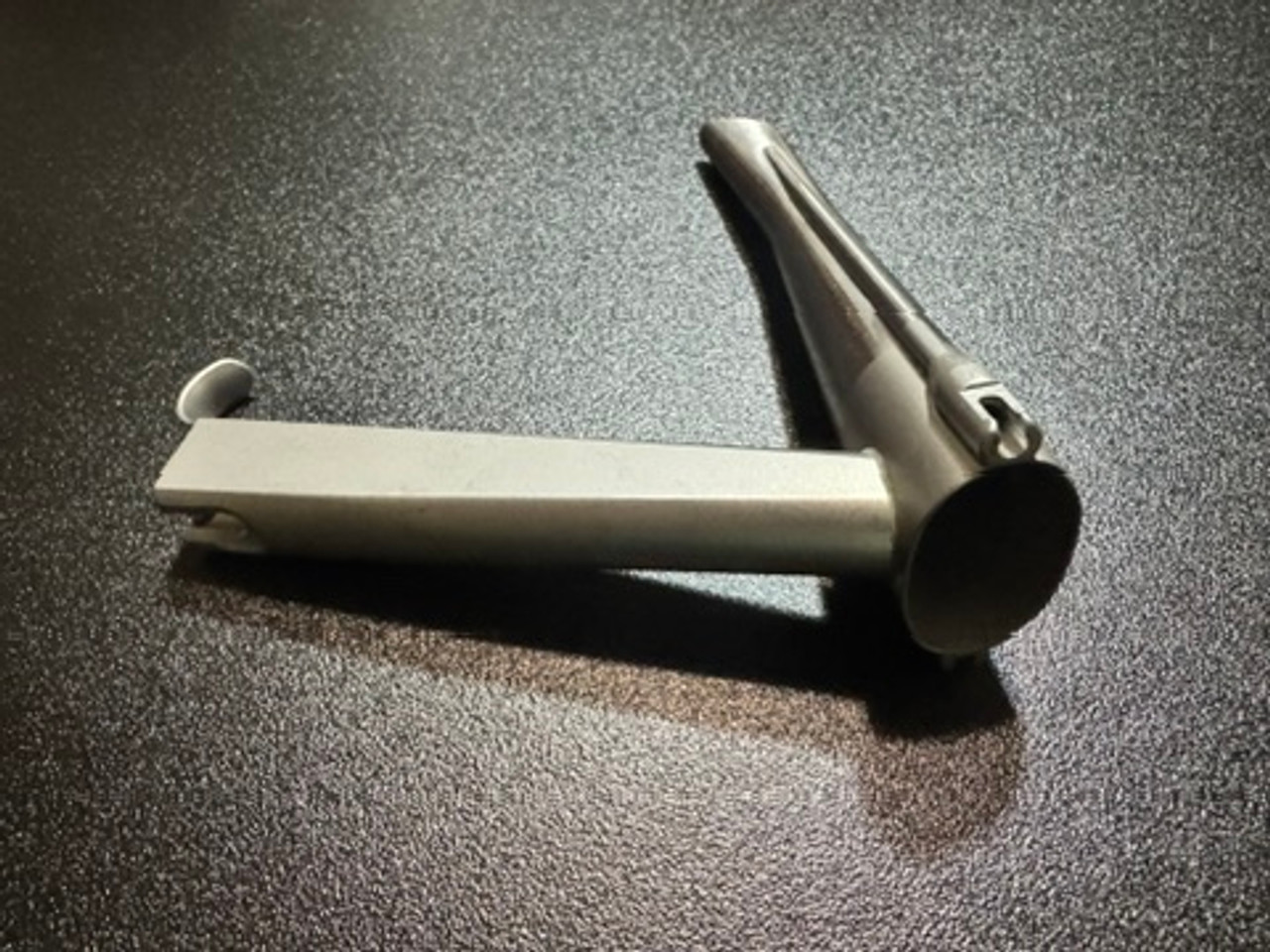 Rear photo of Storz 8574 J Benjamin Operating Laryngoscope Set, 15 cm Rear photo of Storz 8574 J Benjamin Operating Laryngoscope Set, 15 cm