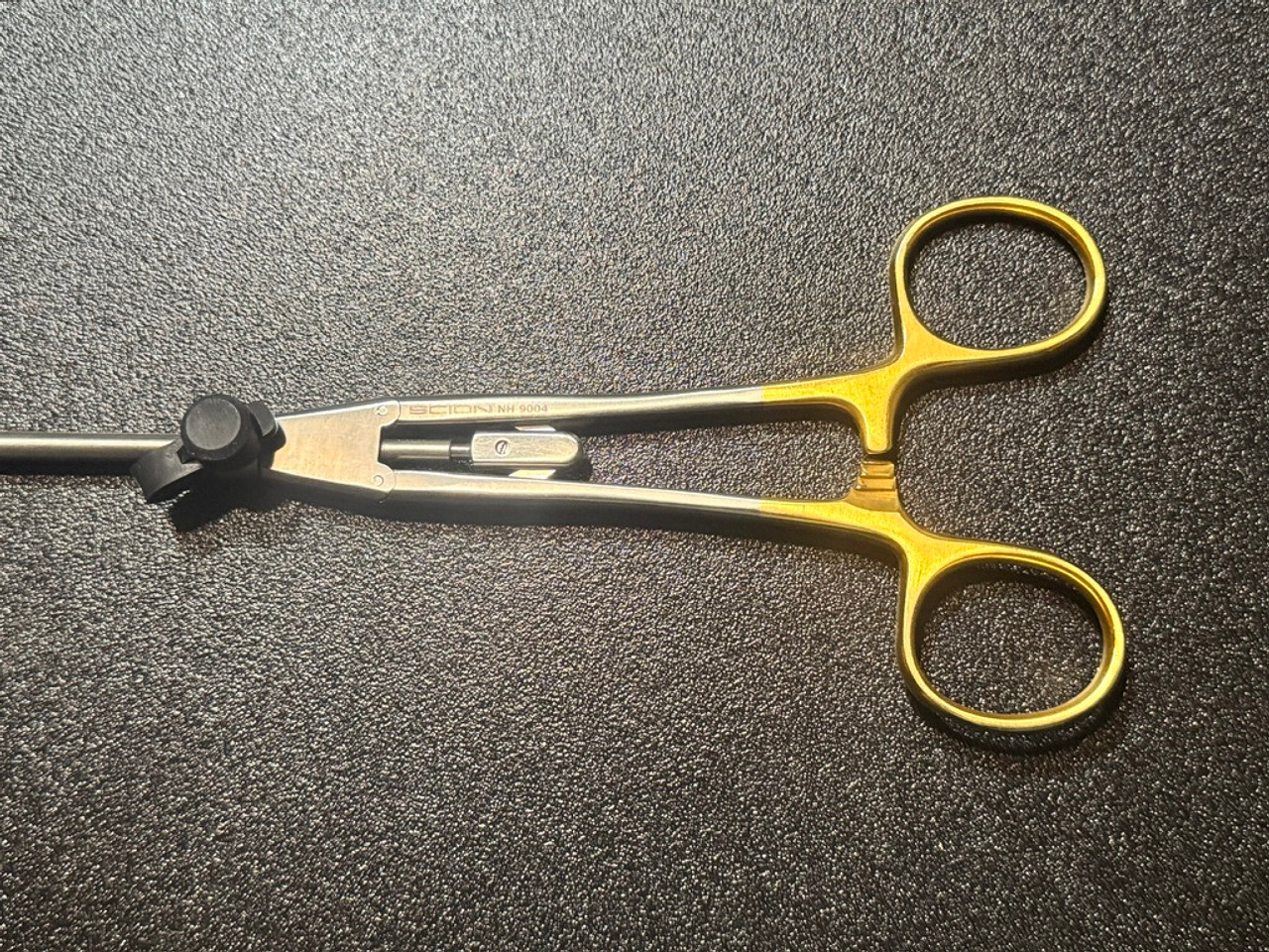 Handle photo of SCION NH9004 Laparoscopic Needle Holder, STR, TC, 5mm X 35cm