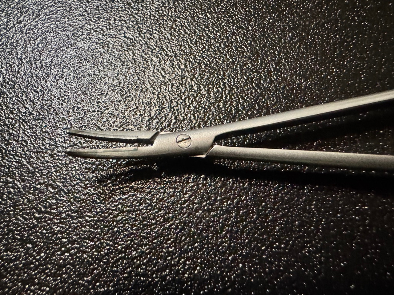 Jaw photo of Snowden-Pencer 32-0479 Diamond-Jaw Castroviejo Needle Holder, CVD, 8.25" (New)