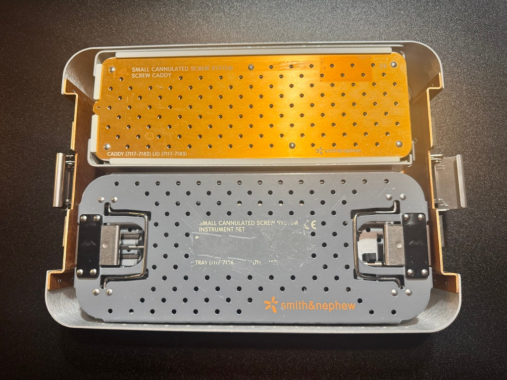 Smith & Nephew 7117-7181 Small Cannulated Screw System