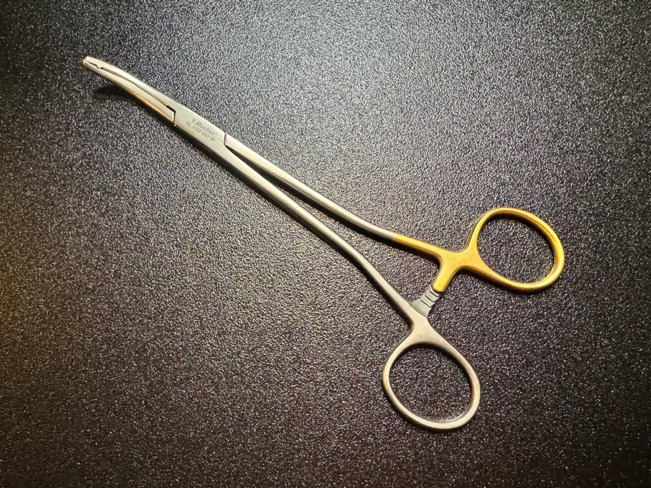 Handle photo of V. Mueller GL3122-002 Glenner Uterine Forceps, CVD Right, 8.25" Handle photo of V. Mueller GL3122-002 Glenner Uterine Forceps, CVD Right, 8.25"