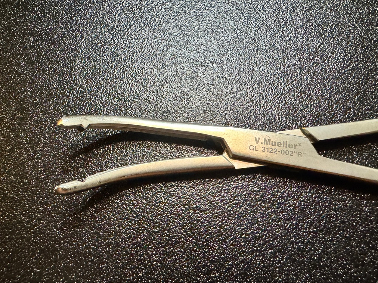 Jaw photo of V. Mueller GL3122-002 Glenner Uterine Forceps, CVD Right, 8.25" Jaw photo of V. Mueller GL3122-002 Glenner Uterine Forceps, CVD Right, 8.25"