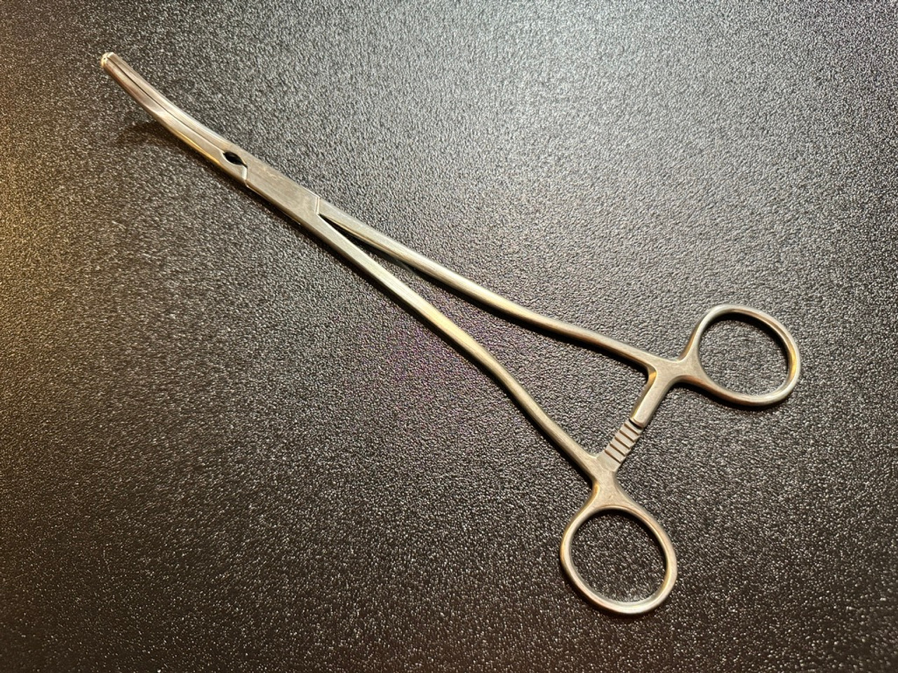 Handle photo of V. Mueller GL3602-003 Z-Type Hysterectomy Clamp, CVD, 9.5" Handle photo of V. Mueller GL3602-003 Z-Type Hysterectomy Clamp, CVD, 9.5"