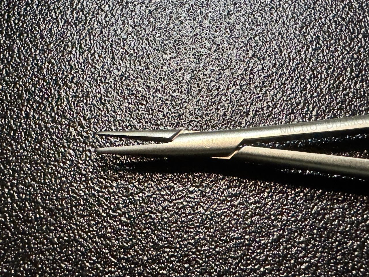 Jaw photo of Snowden-Pencer 32-5493 Castroviejo Delicate Needle Holder, STR, 8.25"