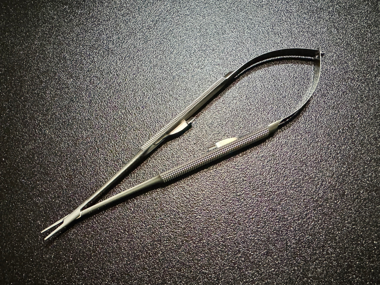 Photo of Snowden-Pencer 32-5486 Diamond-Jaw Castroviejo Needle Holder, STR, 7.25"