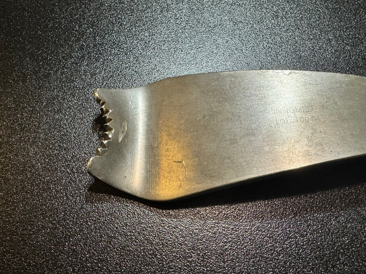 Blade photo of Innomed 3410 Amstutz Femoral Head-Neck Elevator, Wide Blade photo of Innomed 3410 Amstutz Femoral Head-Neck Elevator, Wide