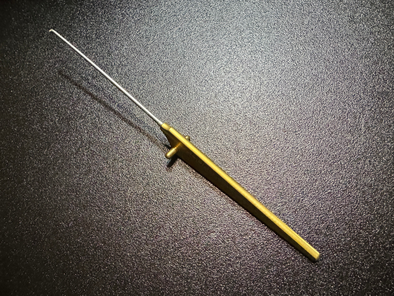 Handle photo of Acufex 014549 Meniscal 45° Diamond Rasp