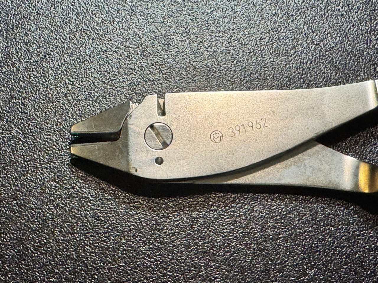 Jaw photo of Synthes 391.962 Bending Cutting Pliers