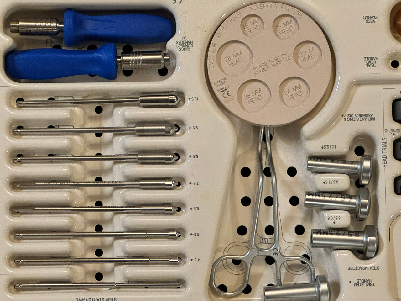 Broach photo of Wright 2499KIT1 EVOLVE ProLine Radial Head Prosthesis Tray Broach photo of Wright 2499KIT1 EVOLVE ProLine Radial Head Prosthesis Tray