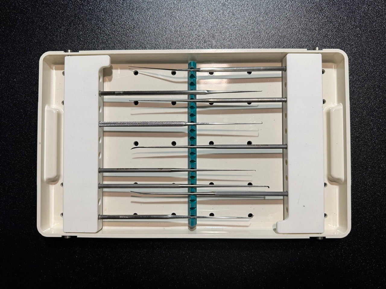 Open photo of Xomed 37-22116 Ear Pick and Knife Set