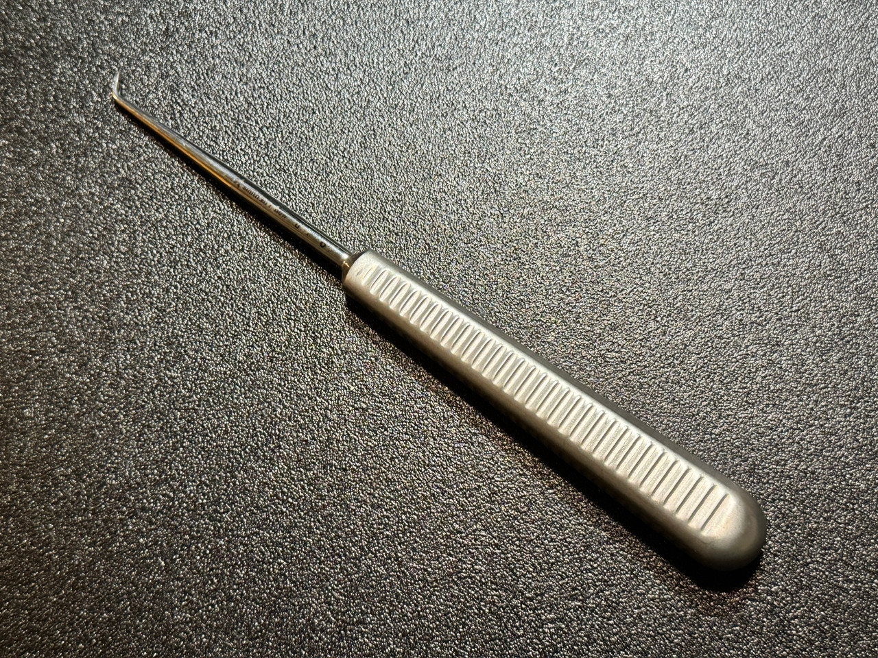 Handle photo of Smith & Nephew 72202154 Small Joint Microfracture Pick, 65°, Small Handle photo of Smith & Nephew 72202154 Small Joint Microfracture Pick, 65°, Small