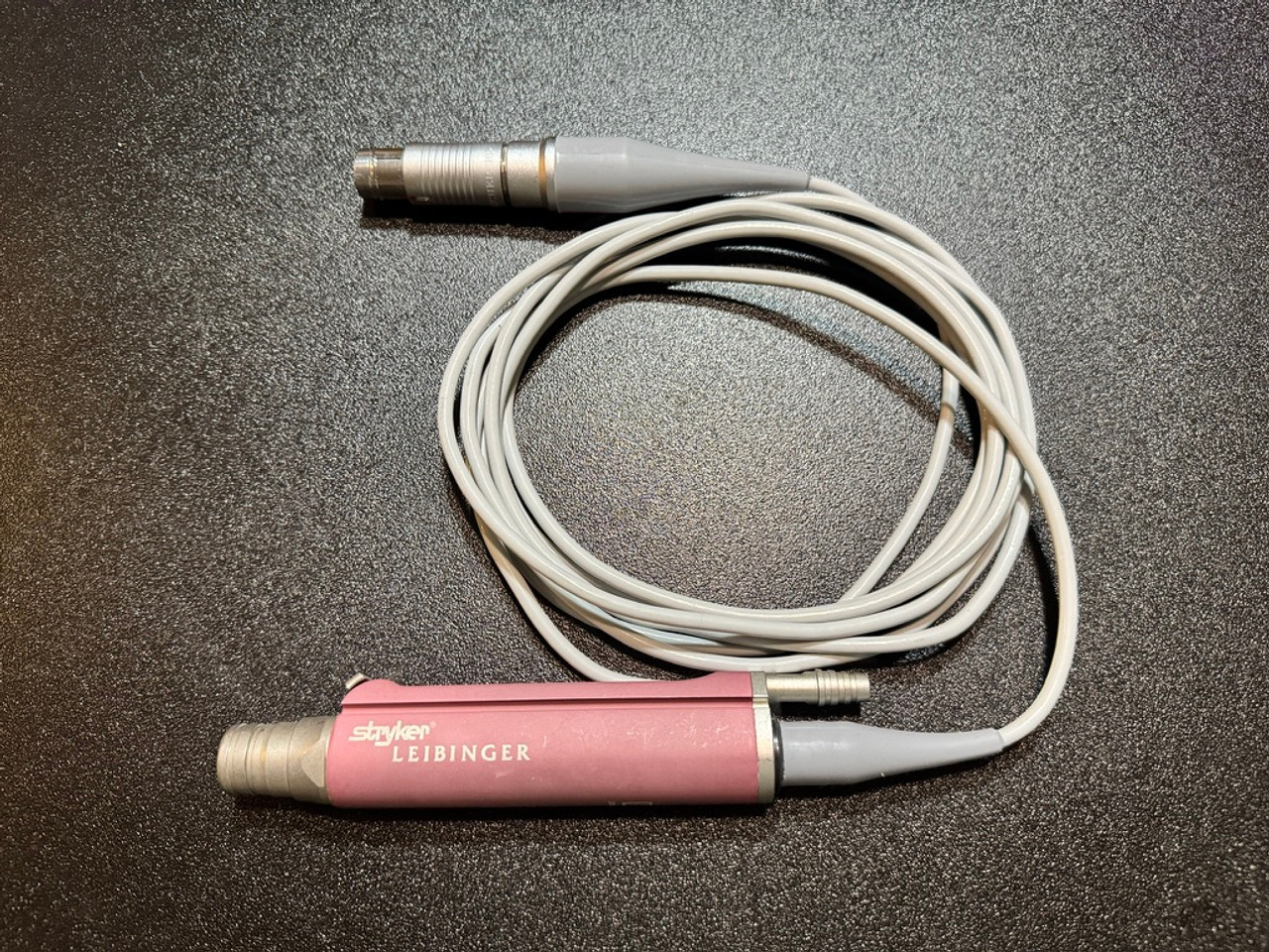 Bottom photo of Stryker 290-601-100 Hummer TPS Shaver Handpiece Bottom photo of Stryker 290-601-100 Hummer TPS Shaver Handpiece