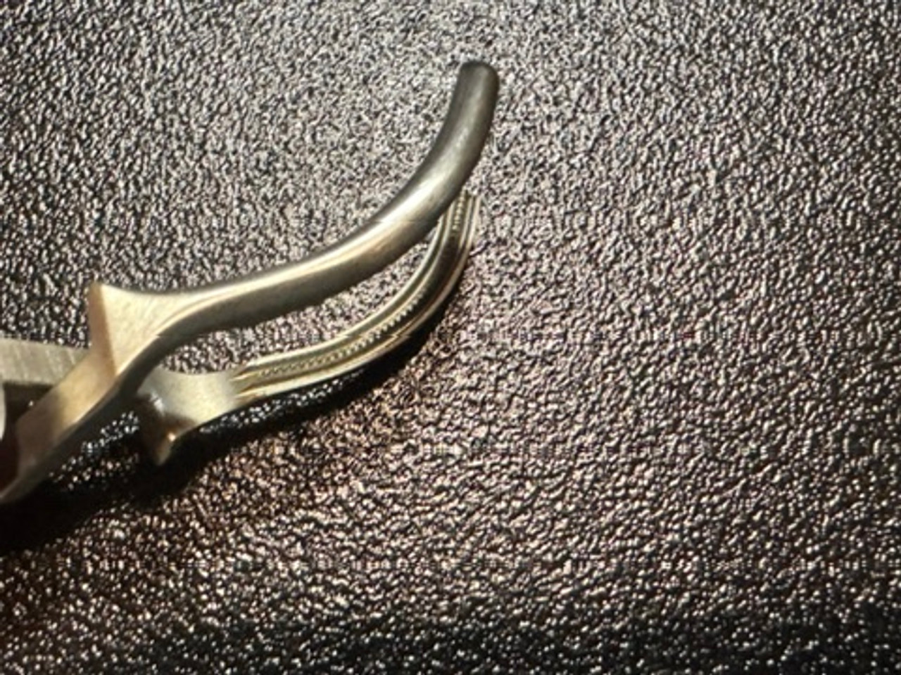 Jaw photo of Jarit 320-152 DeBakey Bulldog Clamp, CVD, 7.5cm Jaw photo of Jarit 320-152 DeBakey Bulldog Clamp, CVD, 7.5cm