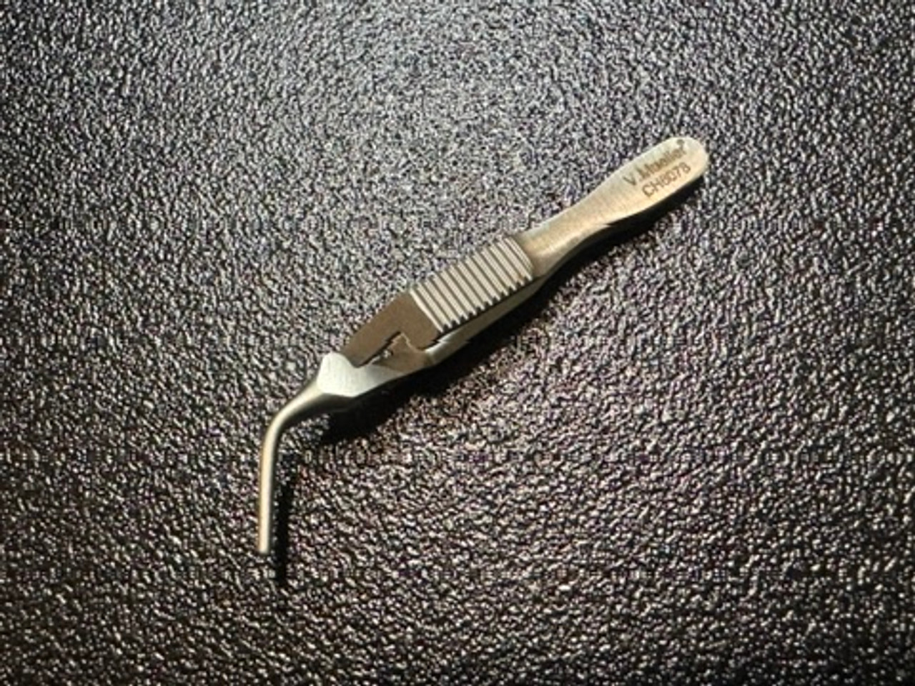 Photo of V. Mueller CH6078 Micro Bulldog Clamp, ANG, 2" Photo of V. Mueller CH6078 Micro Bulldog Clamp, ANG, 2"