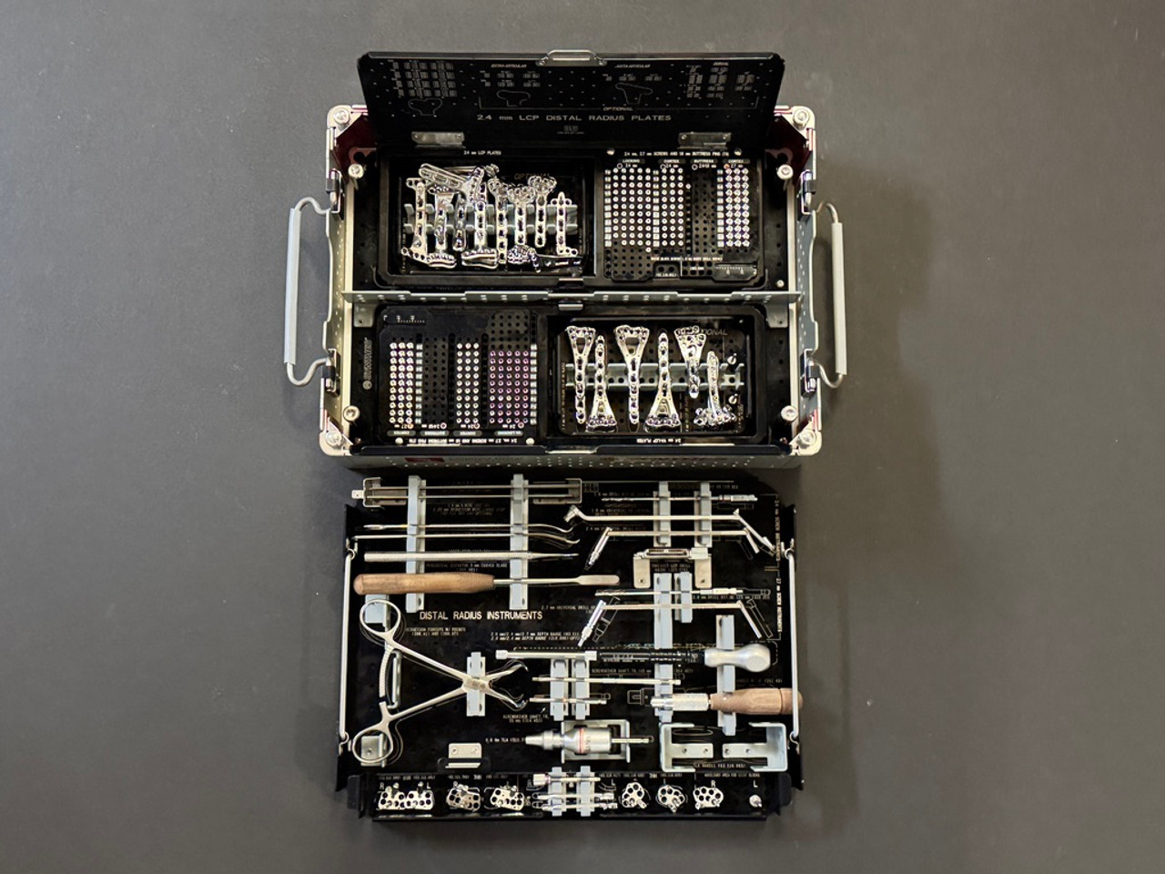 Open module photo of Synthes 60.119.050 Locking Compact Distal Radius System