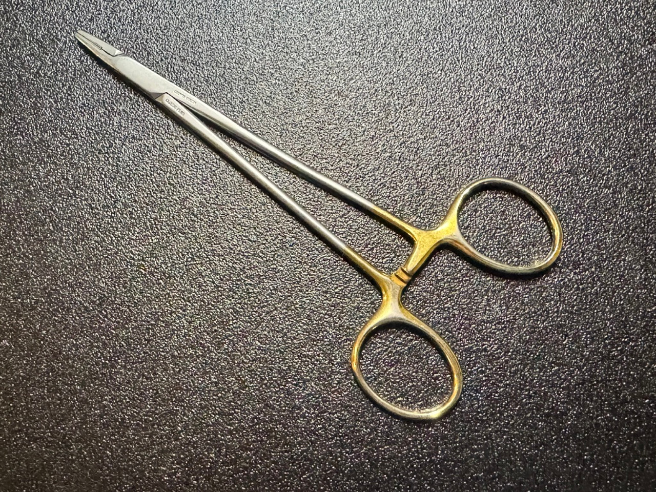 Handle photo of Codman 36-2000 Crile-Wood Needle Holder, TC, 6"