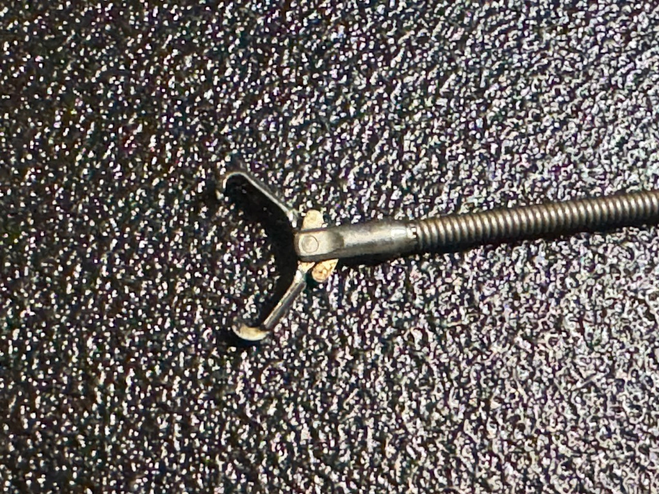 Jaw photo of Olympus FG-32C-1 Flexible Shark Tooth Grasping Forceps, 2.8mm X 105cm