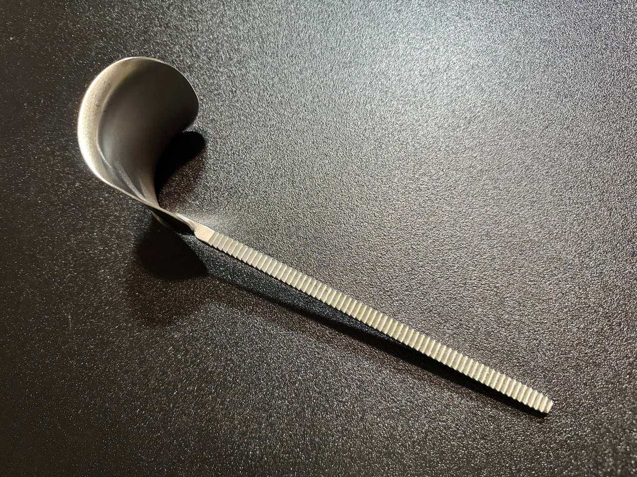 Side photo of Codman 50-4576 Bookwalter Retractor Balfaur Blade