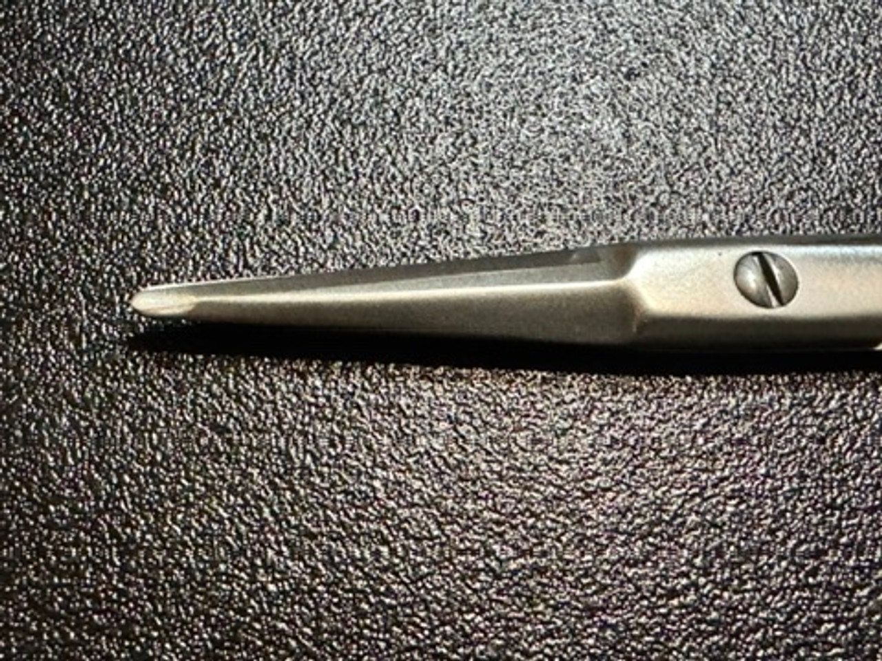 Blade photo of Snowden-Pencer 32-5993 Diamond-SerEdge Gorney-Freeman Scissors, STR, 7.5"