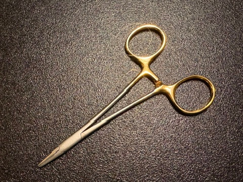 Photo of Snowden-Pencer 32-0405 Diamond-Jaw Webster Needle Holder, 4.5"