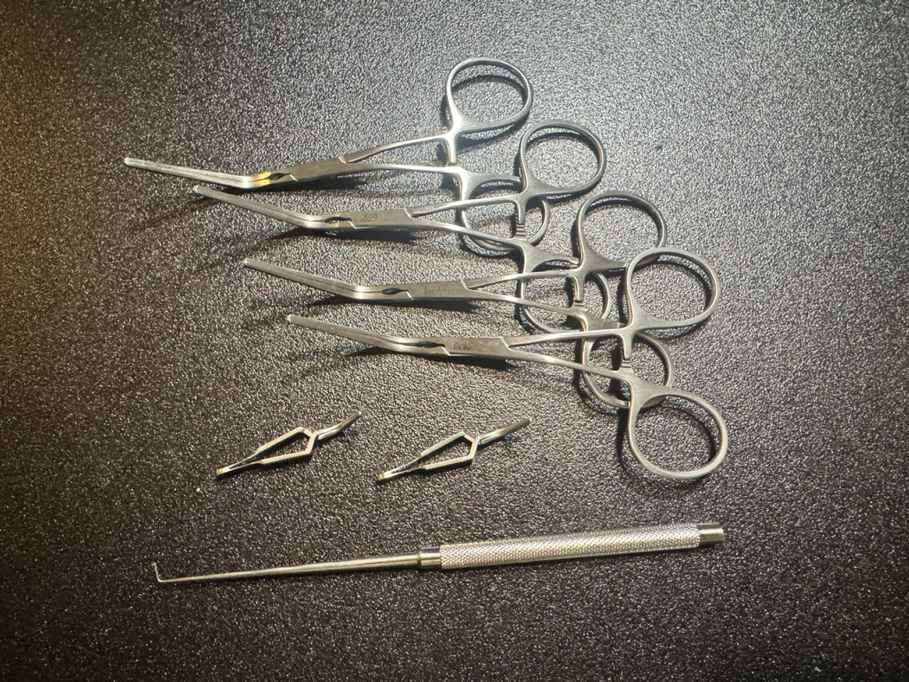 Vascular clamp photo of V. Mueller ENT Facial Artery Instrument Set