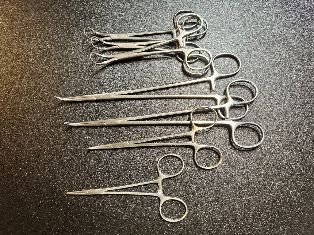 Mixter photo of V. Mueller ENT Vascular Instrument Set