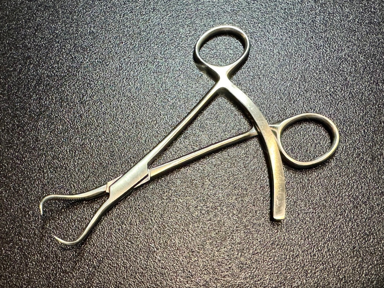 Photo of Wright Medical 5882000080 Reduction Forceps, Serrated w/ Points, 5.25"