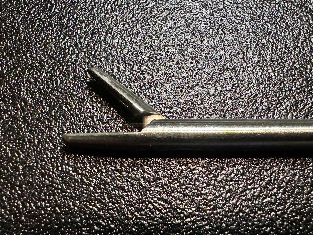 Jaw photo of Jarit 600-261 Laparoscopic In-Line Needle Holder, TC, STR, 5mm X 32cm