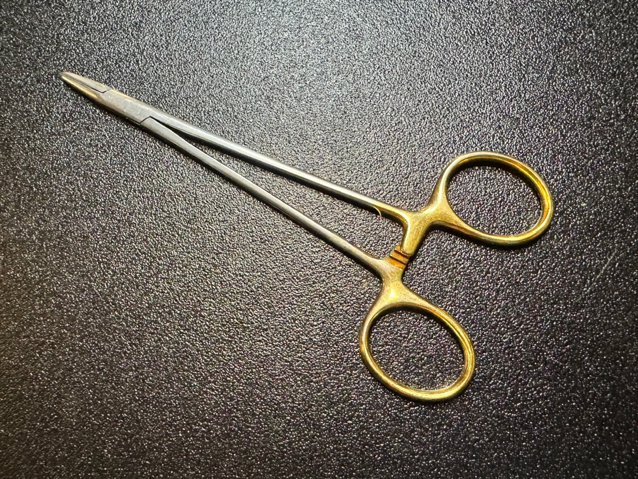 Handle photo of Padgett P2435 Crile-Wood Needle Holder, Smooth, TC, 6"