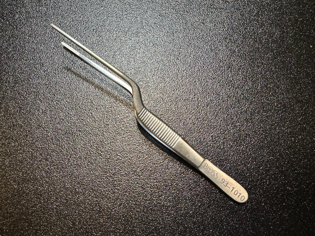 Handle photo of BOSS 93-1010 Lucae Ear Dressing Forceps, 5.5"