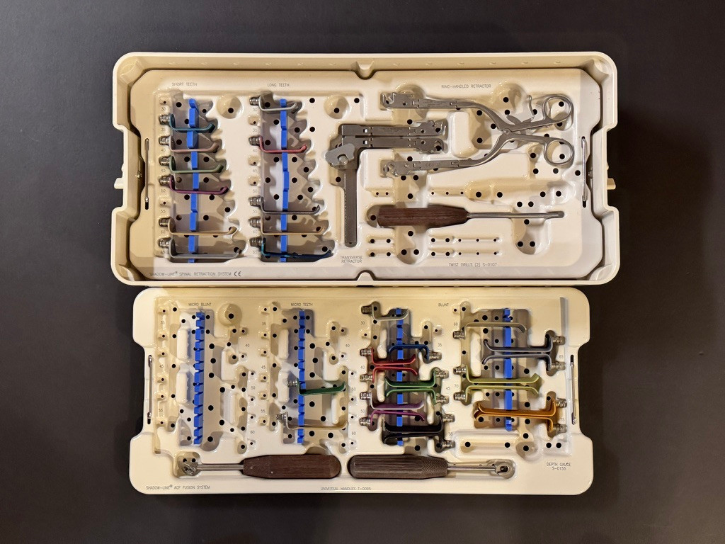 Photo of V. Mueller Y-0125 SHADOW-LINE Spinal Retractor System