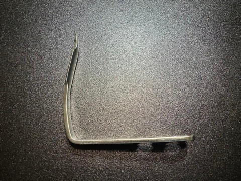 Side photo of OrthoMed 86-0120 Right Angle Hohmann Retractor 18mm
