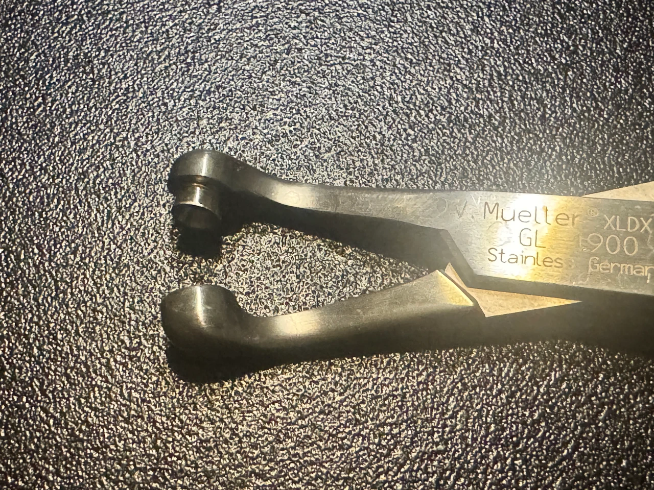 Jaw photo of V. Mueller GL1900 Thoms-Gaylor Uterine Biopsy Punch