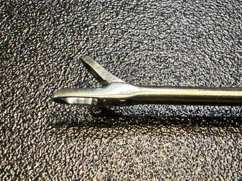 Jaw photo of Storz 451021 Grunwald-Henke SilCut Nasal Cutting Forceps, STR, Thru-Cut, Size 1