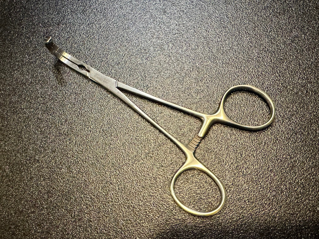 Handle photo of Jarit 320-470 Beck Vessel Clamp, STR, 6"