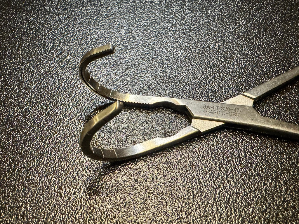 Jaw photo of Jarit 320-470 Beck Vessel Clamp, STR, 6"