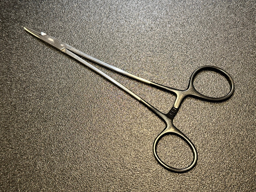 Handle photo of Pilling 354931 Bailey Cardiac Technique Needle Holder, TC, 7"